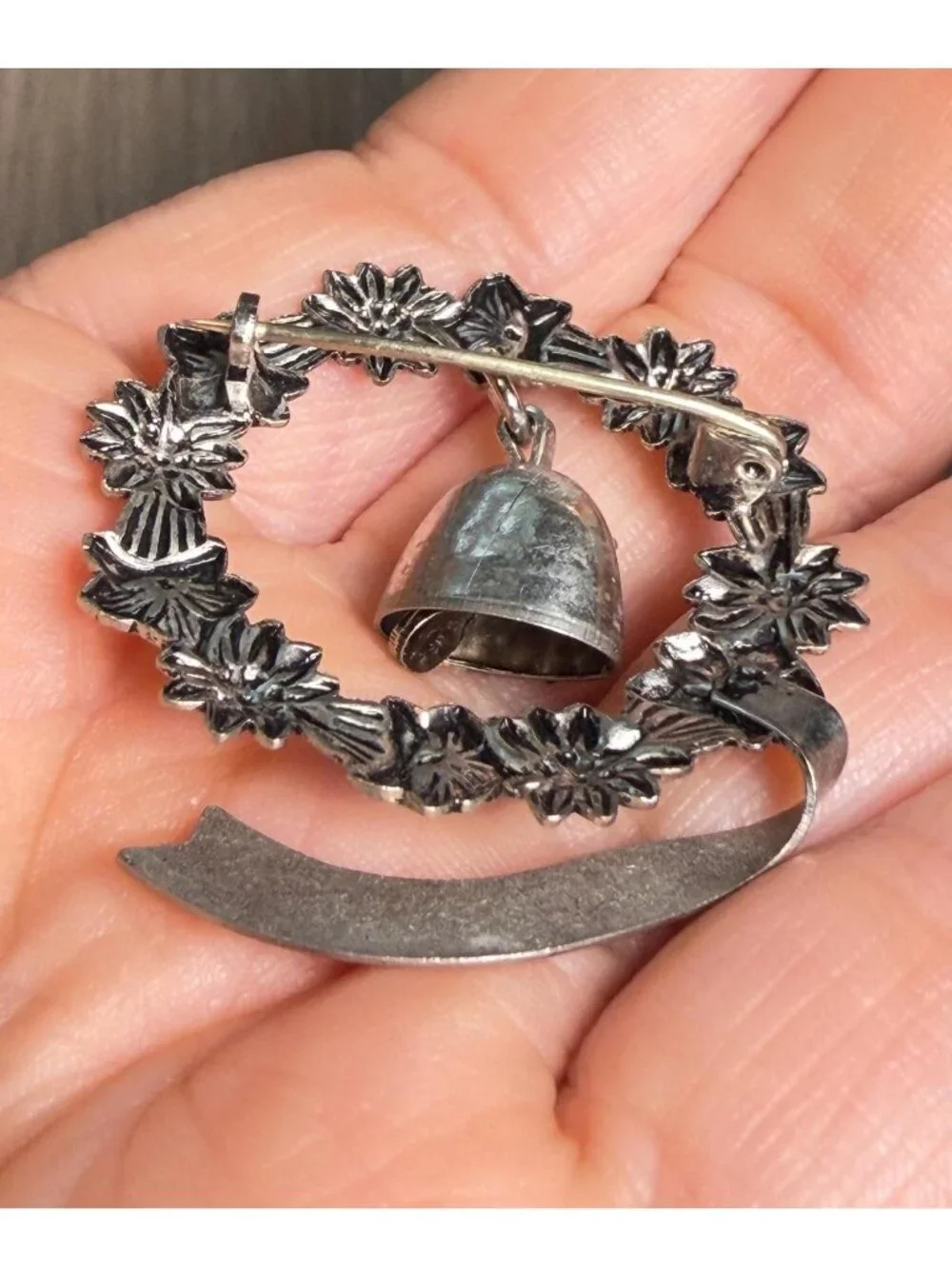 Vintage Rheinfall Swiss Alps Edelweiss Cowbell Souvenir Brooch Pin 1.75”